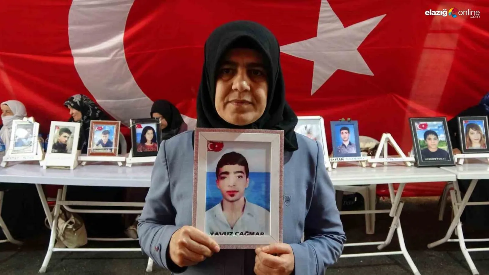 Diyarbakır annelerinden Çağmar: 'Evlat hasretiyle HDP önünde bekliyorum'
