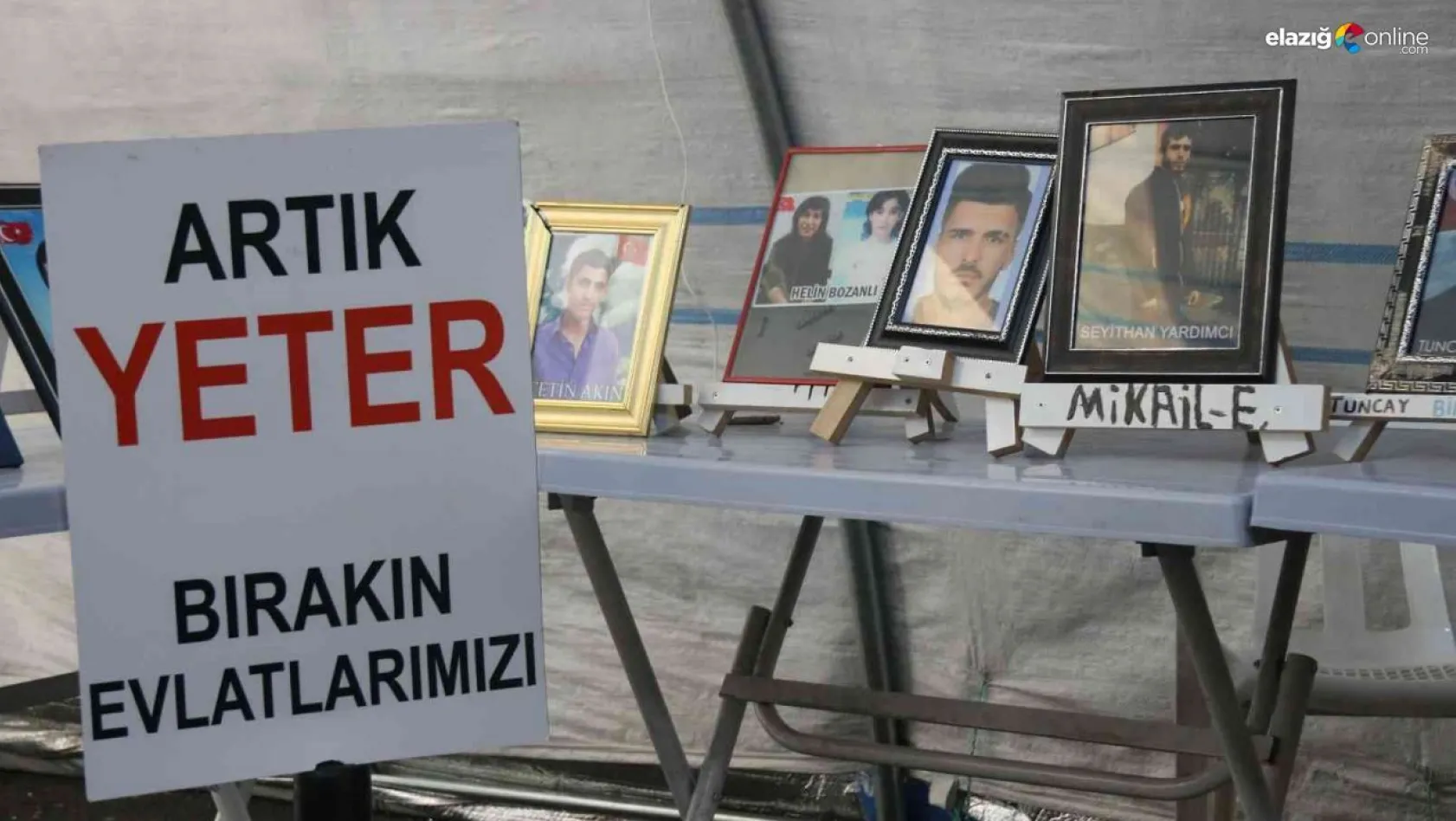 Diyarbakır'da ailelerin PKK ve HDP'ye karşı eylemleri bin 52'nci gününde