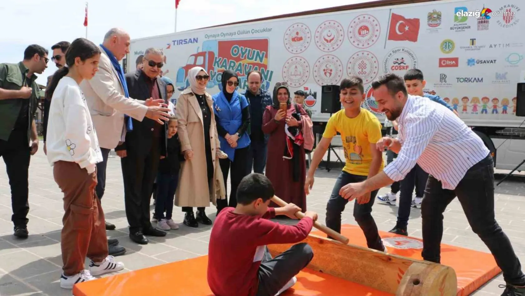 Diyarbakır'da geleneksel çocuk oyunları ve bayram şenliği etkinliği
