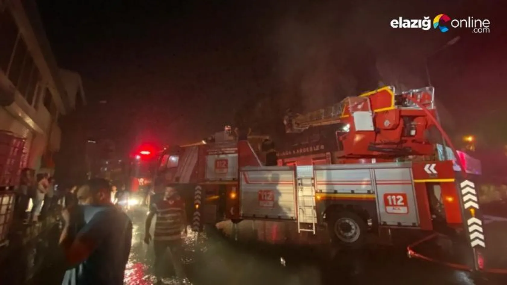 Diyarbakır'da gıda toptancılar sitesinde yangın: Söndürme çalışmaları devam ediyor