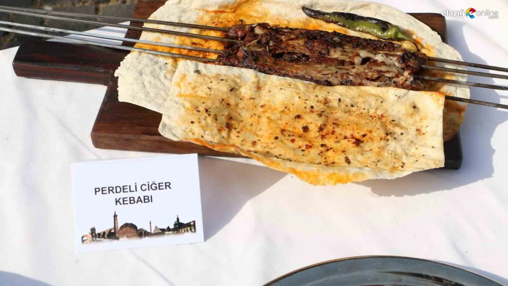 Diyarbakır'ın yöresel lezzetleri tarihi ilçede tanıtıldı