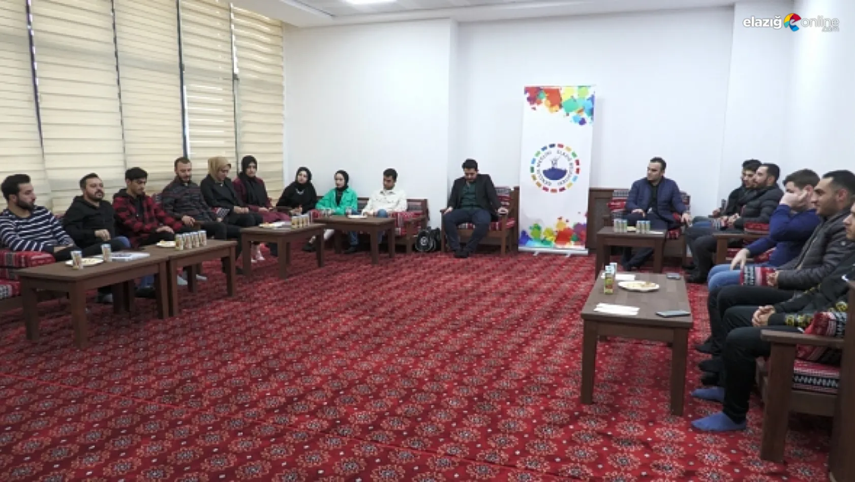 Elazığ Belediyesi Gençlik Meclisi'nden tanışma programı