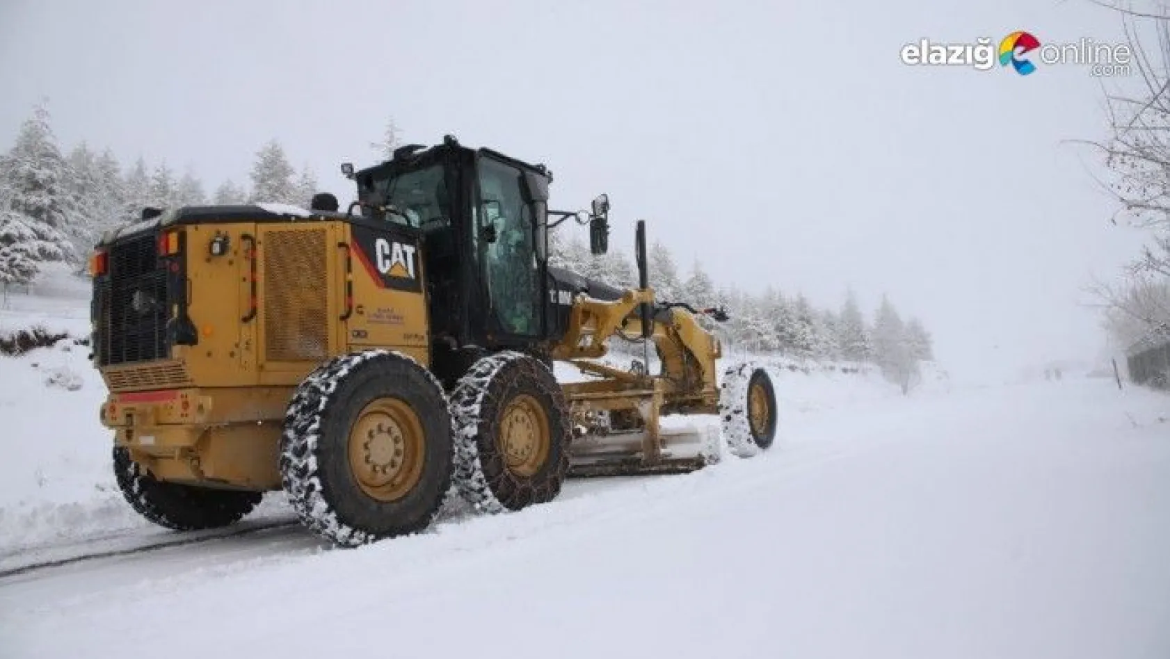 Elazığ'da kar nedeniyle 11 köy yolu ulaşıma kapandı