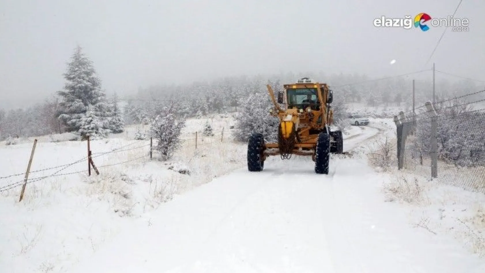 Elazığ'da kar nedeniyle 13 köy yolu ulaşıma kapalı