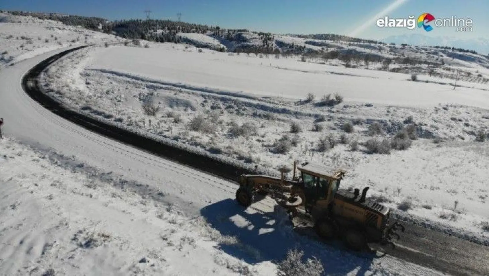 Elazığ'da kar nedeniyle 198 köy yolu kapandı