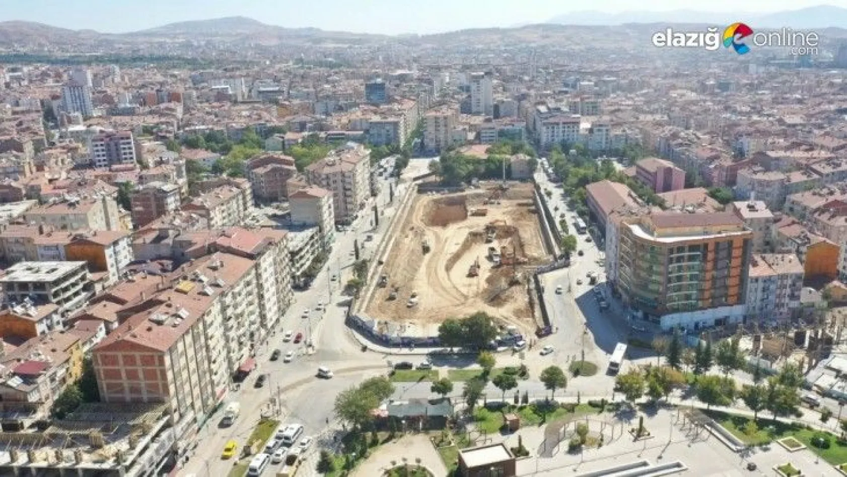 Elazığ Kent Meydanı Projesi devam ediyor
