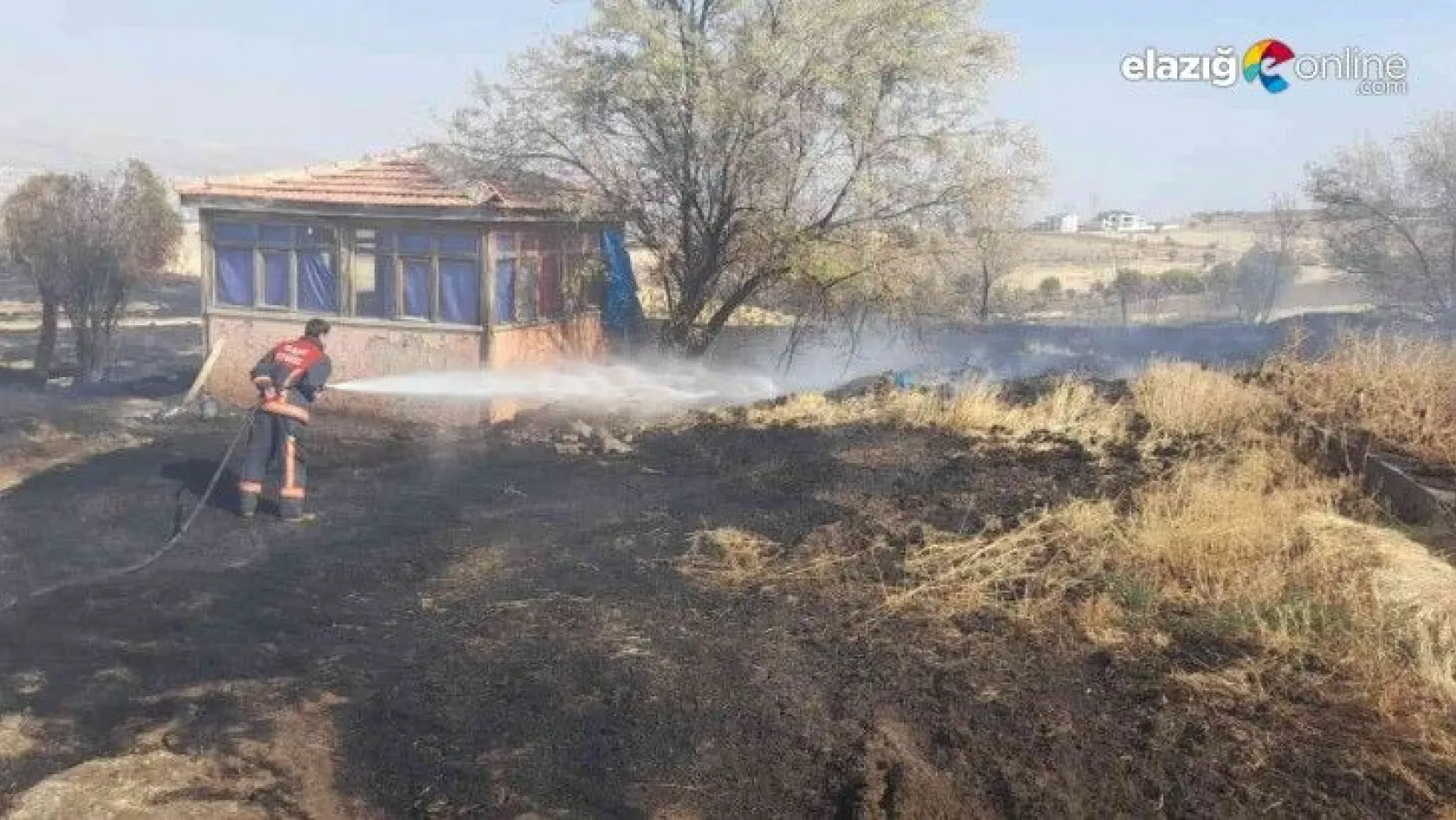 Yeniköy'de ot yangını paniği