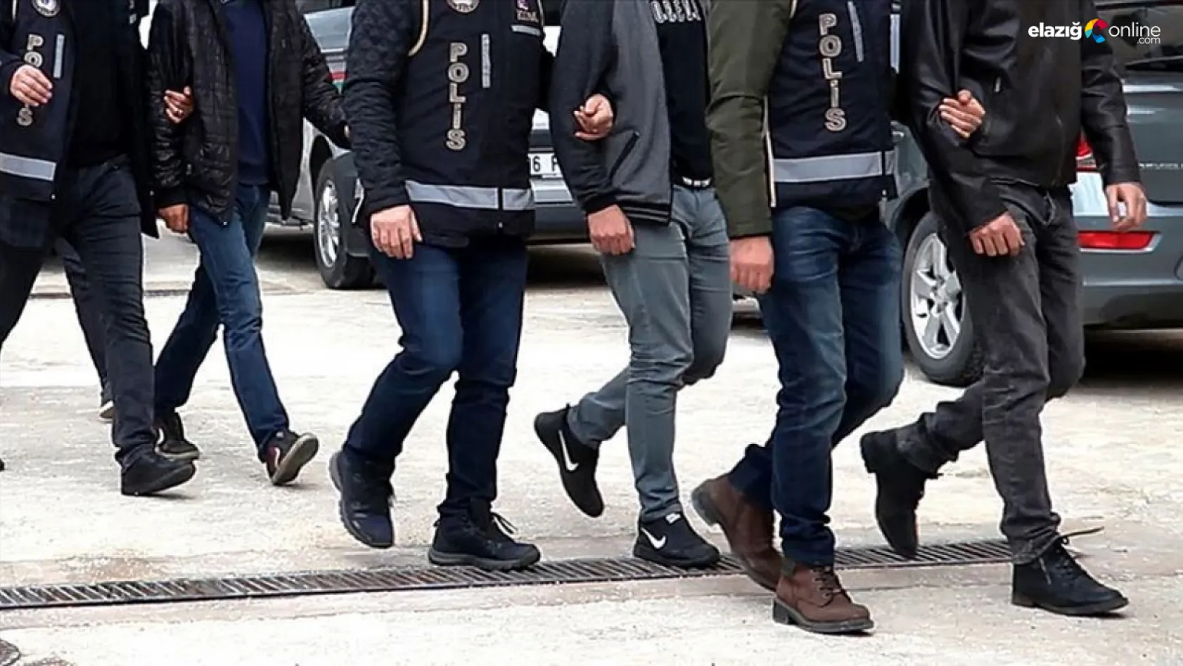 Elazığ'da uyuşturucuyla mücadele sürüyor! 3 kişi uyuşturucu madde ticaretinden tutuklandı