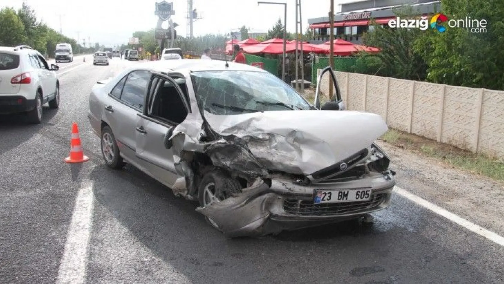 Zincirleme trafik kazası: 3 yaralı