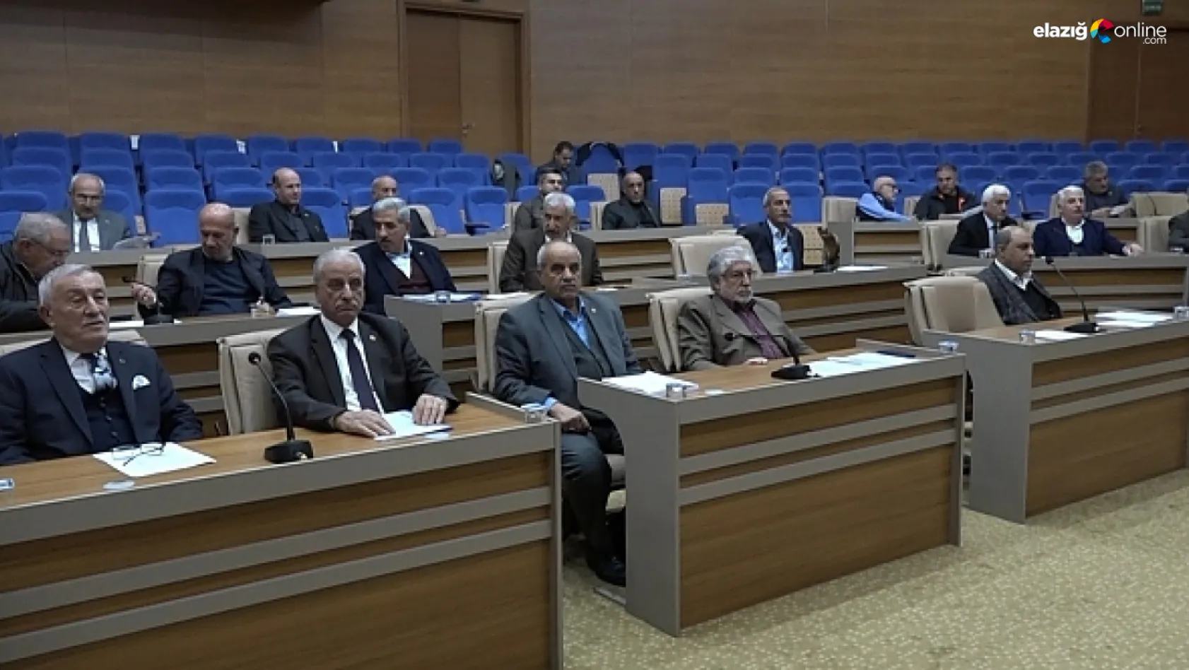 Elazığ İl Genel Meclisi kasım ayı oturumu 'maydanoz olma' polemiği ile sona erdi