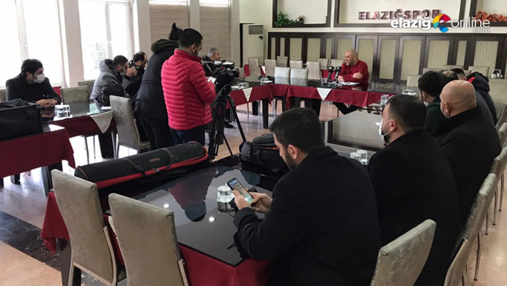 Elazığspor Başkanı Selçuk Öztürk önemli açıklamalarda bulundu