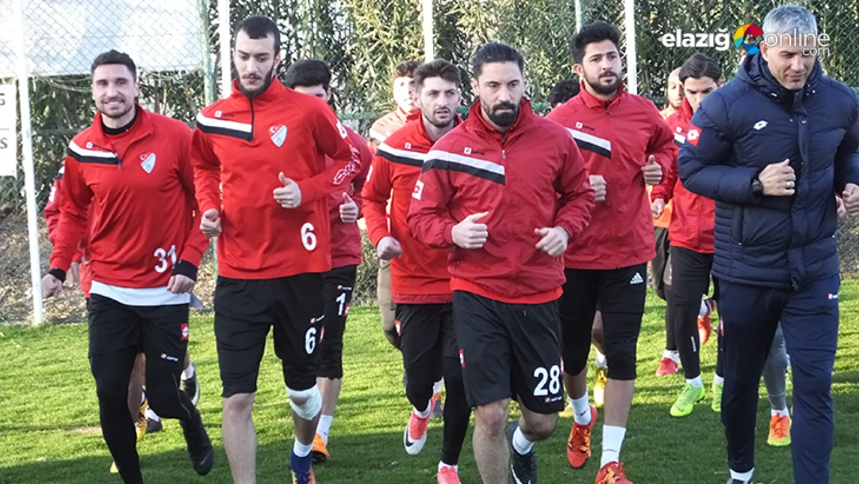 Elazığspor'da yeni teknik direktör arayışları devam ediyor