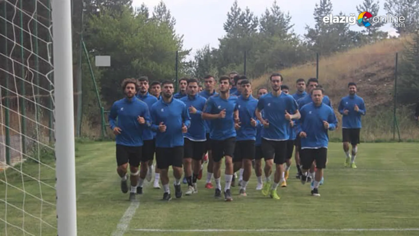 Elazığspor yeni sezon öncesi 3. etap kampına Bolu'da başladı