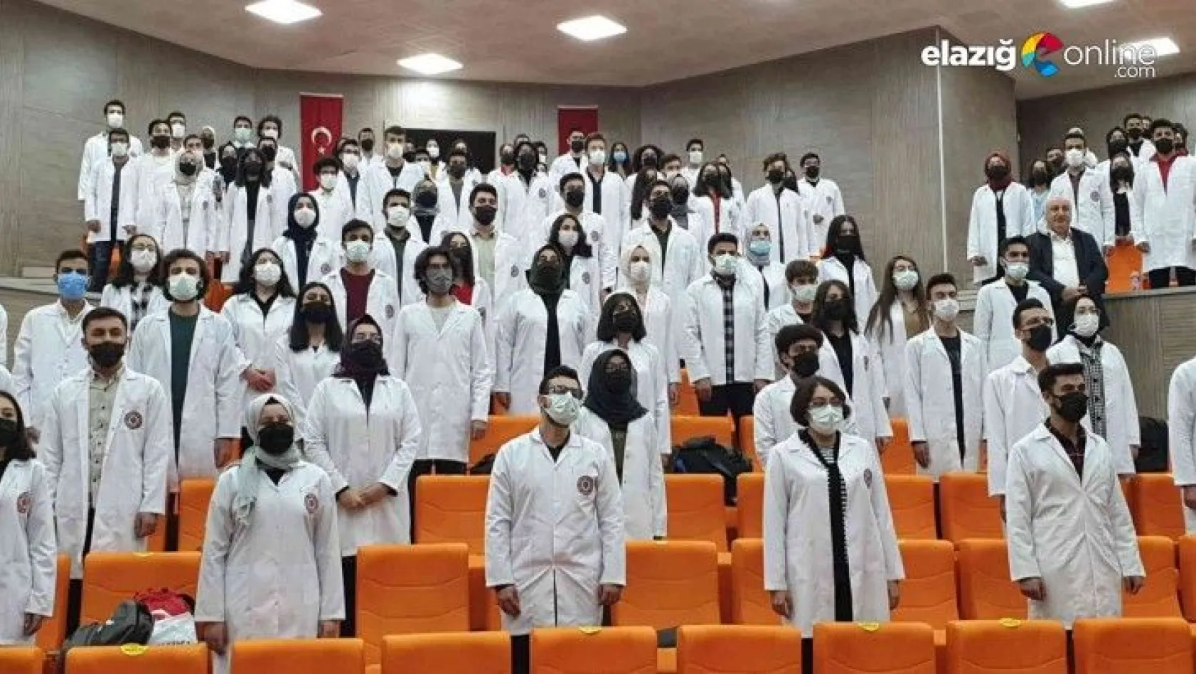 FÜ Tıp Fakültesi öğrencileri beyaz önlüklerini giydi