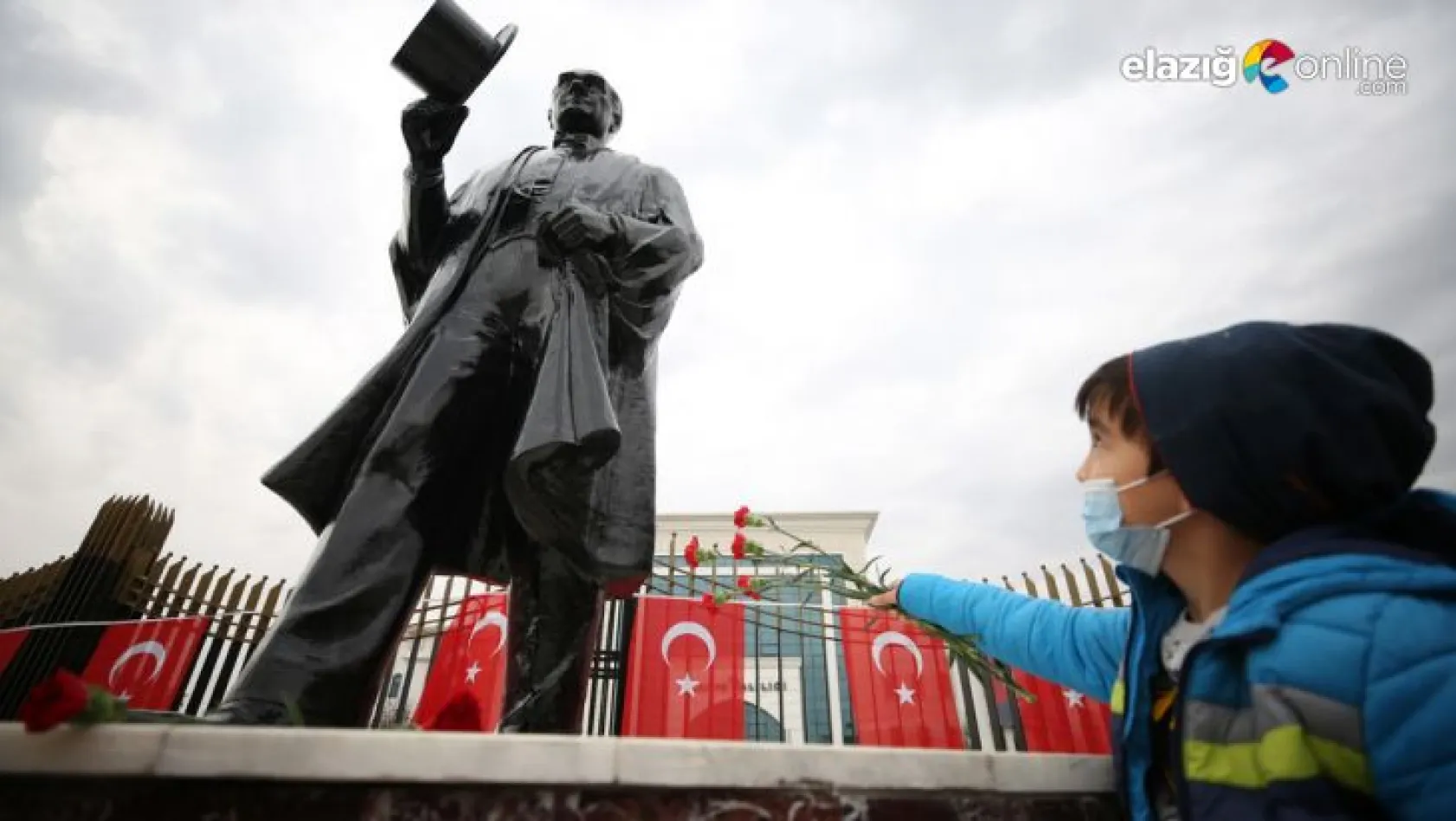 Gazi Mustafa Kemal Atatürk'ü saygı, rahmet ve şükranla anıyoruz