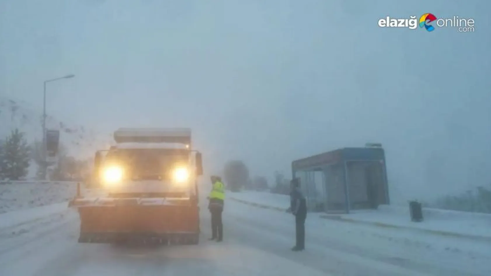 Kar nedeniyle Tunceli'de bazı yollar trafiğe kapatıldı