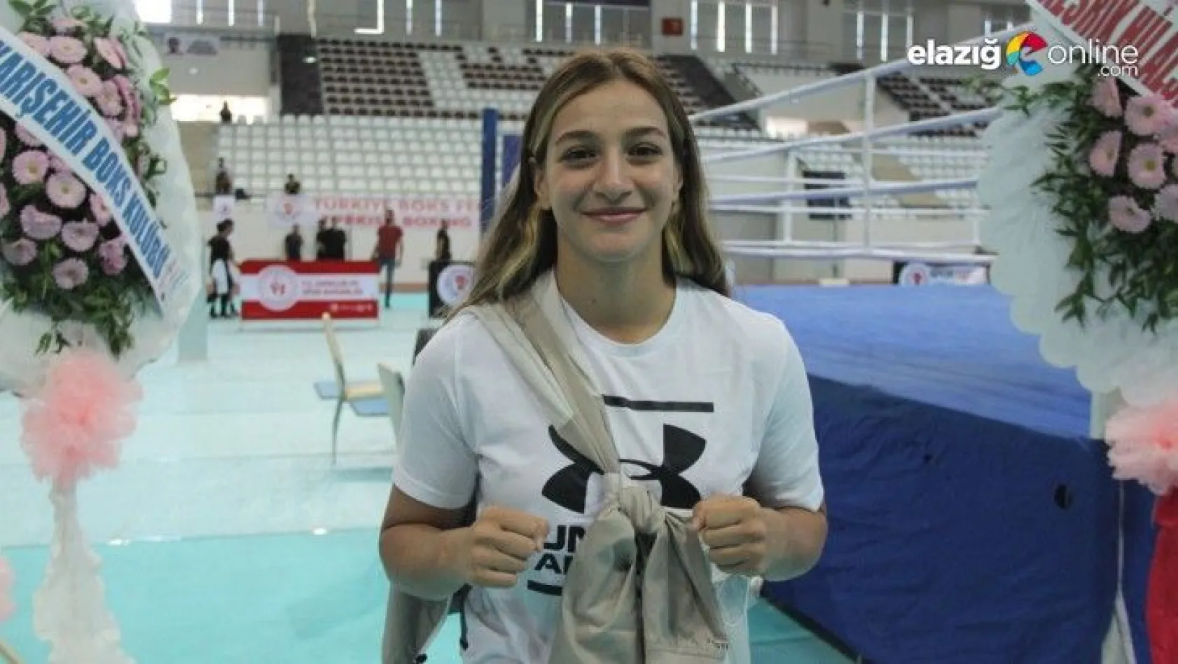 Olimpiyat ikincisi Buse Naz Çakıroğlu Elazığ'a geldi