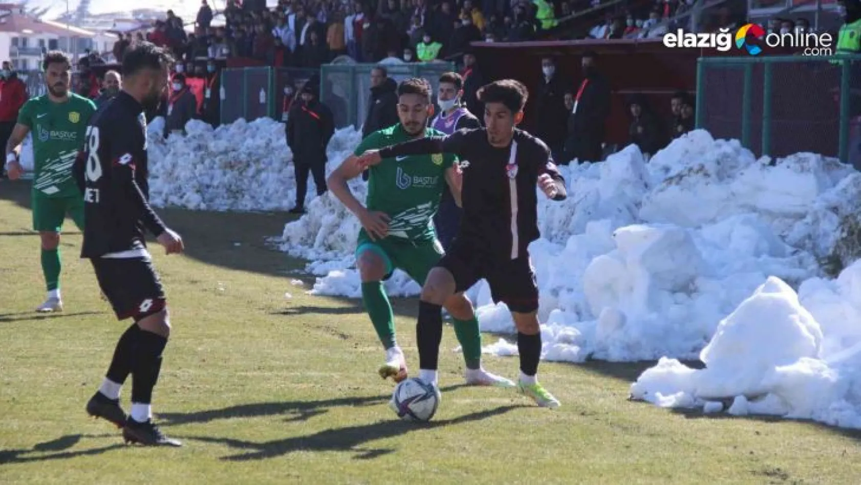 Elazığspor, sahasında Osmaniyespor'la 0-0 berabere kaldı