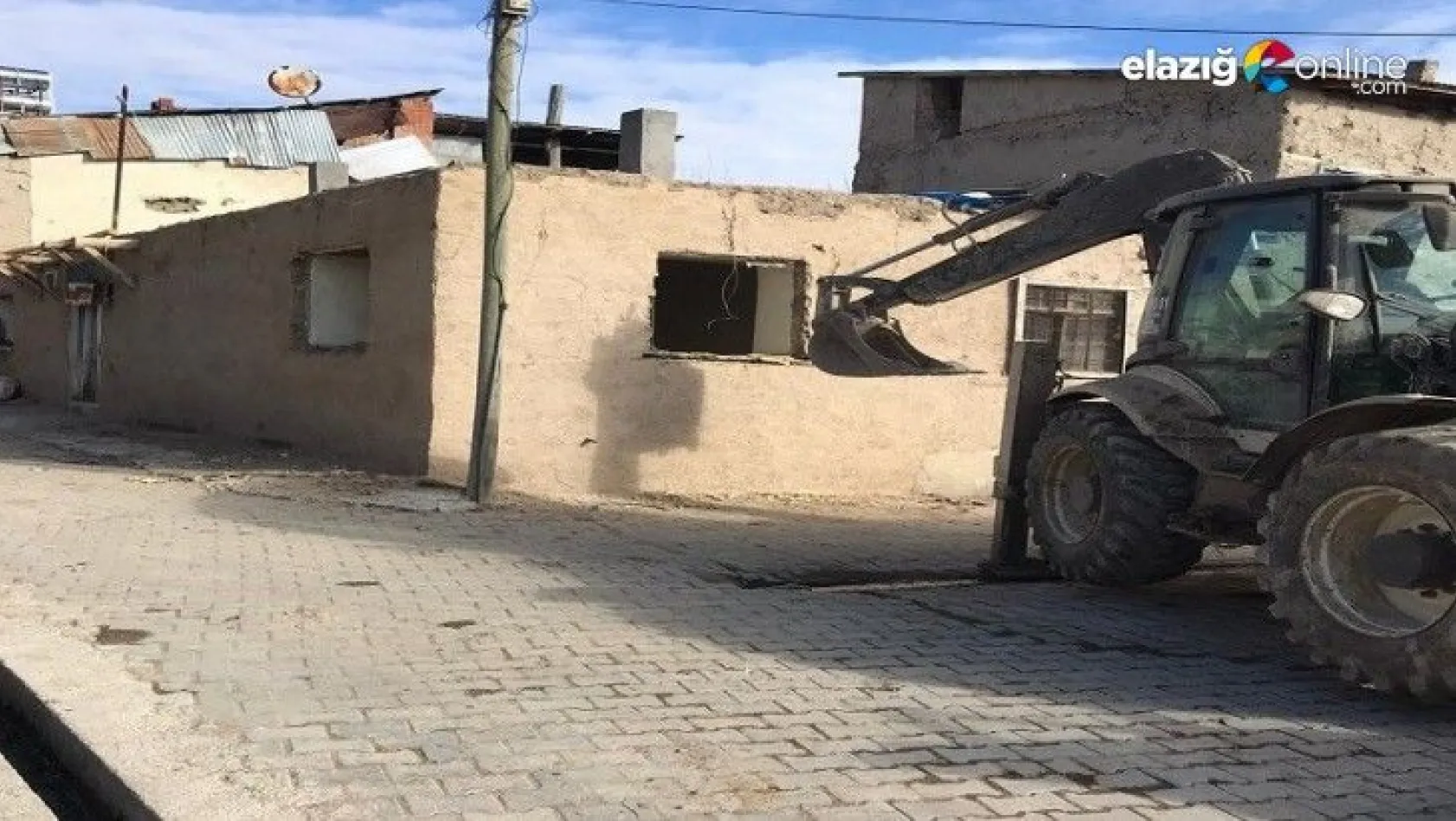 Tunceli'de depremzedeler için konut yapımına başlanıyor