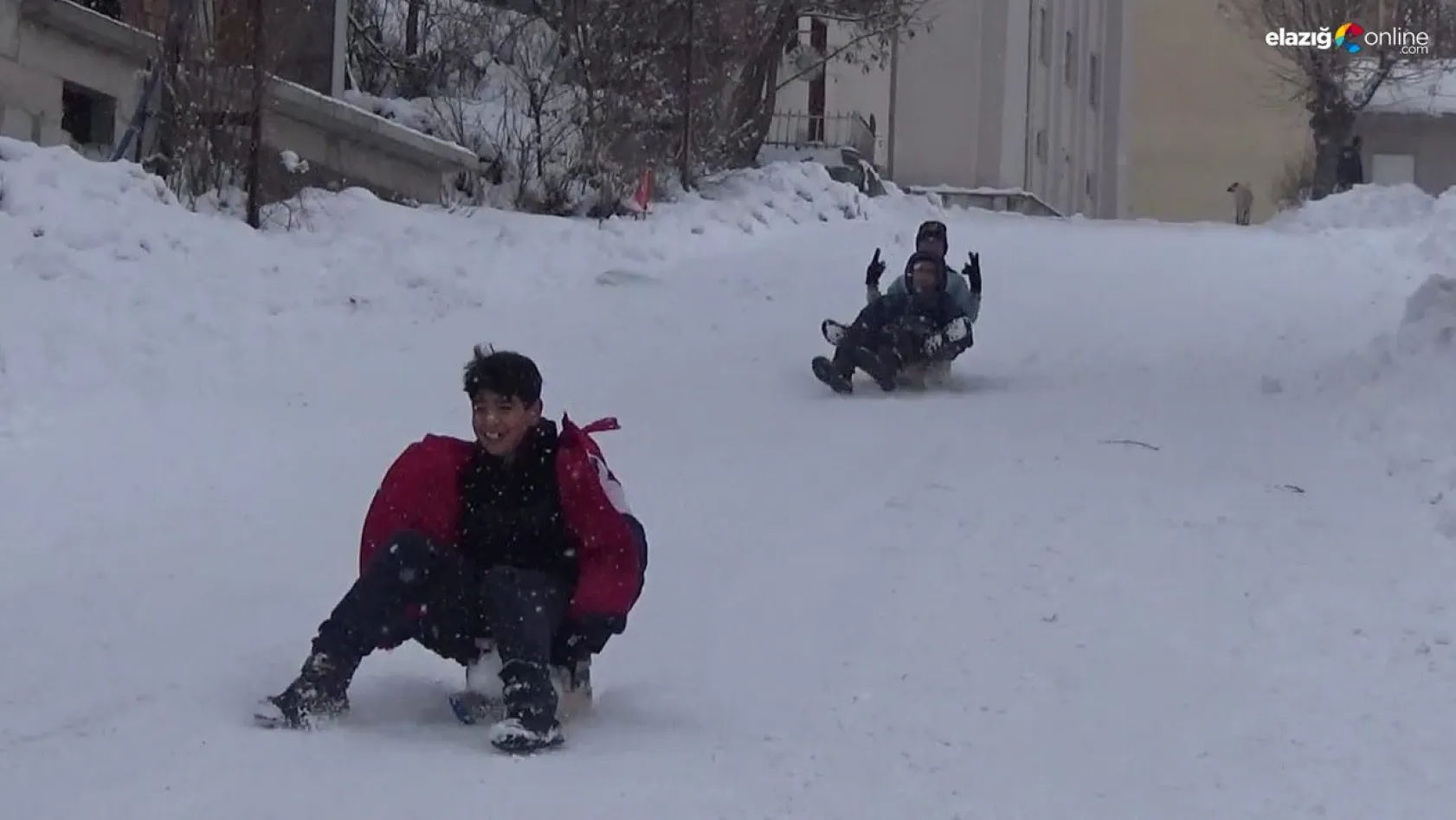 Tunceli'nin 5 ilçesinde okullara kar tatili