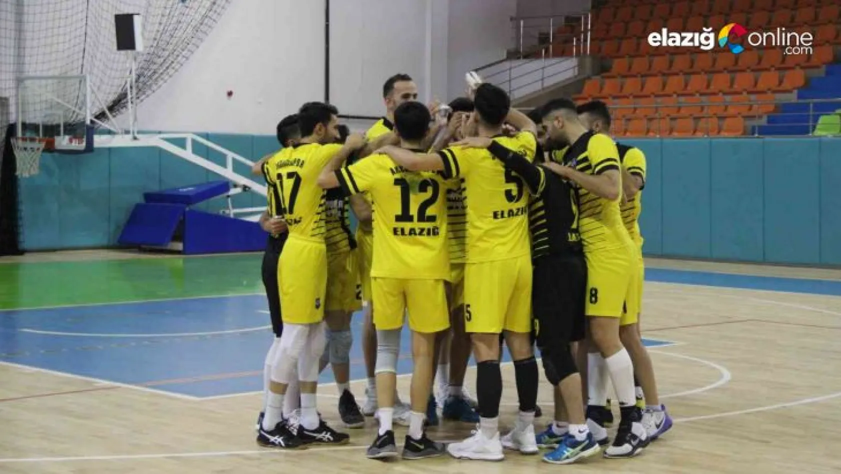 Elazığ Aksaray Gençlik, Yeni Solhanspor'u 3-0 mağlup etti
