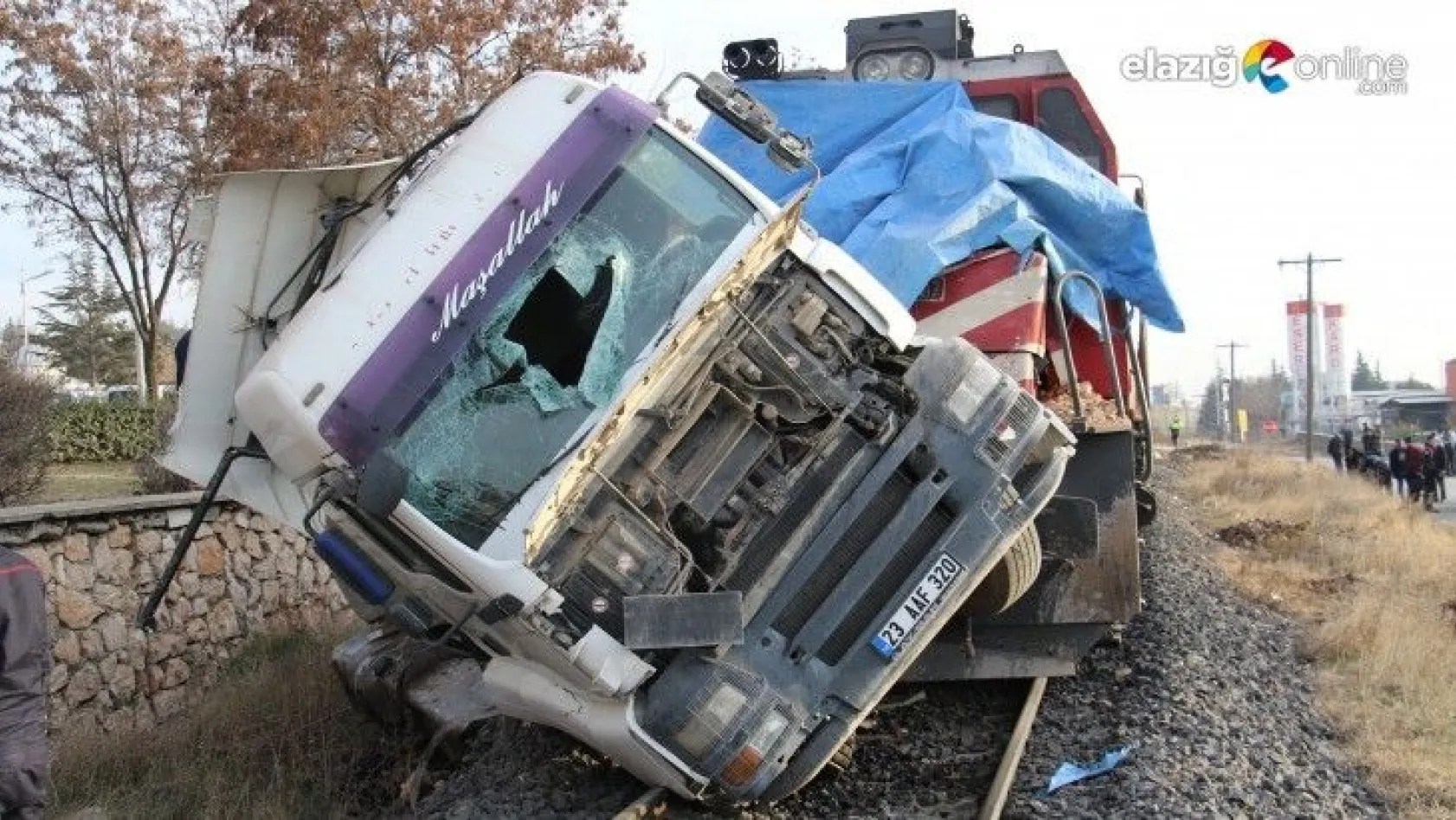 Yaşanan tren kazasının görüntüleri ortaya çıktı
