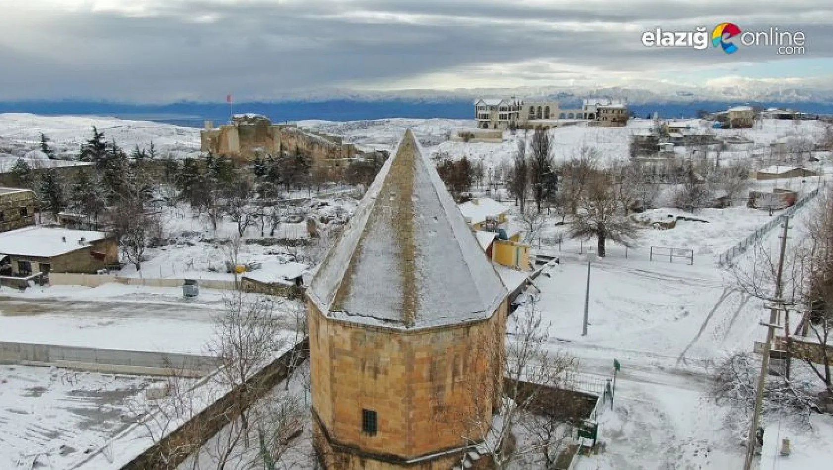 Medeniyetlerin beşiği Harput tekrar beyaza büründü