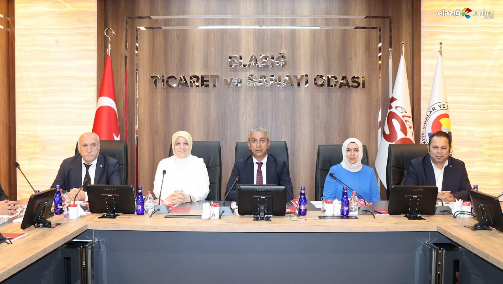 AK Parti'den Elazığ TSO'ya Ziyaret: Şehrin Ekonomik Potansiyeli Masaya Yatırıldı!