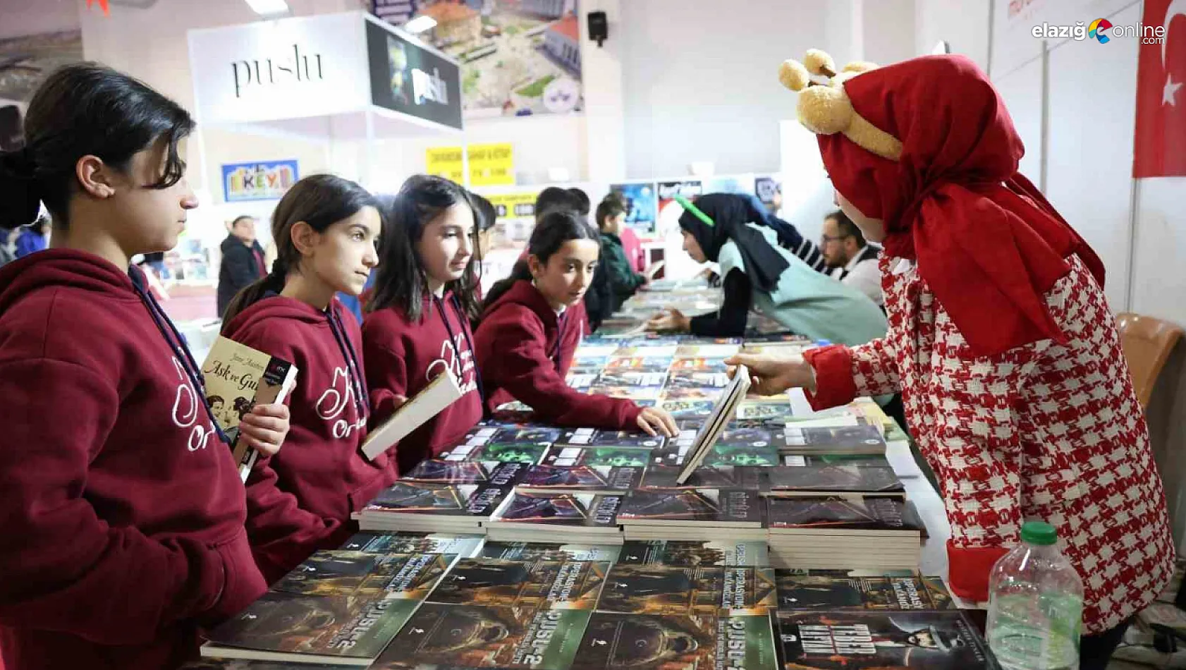 Elazığ 5. Kitap Fuarı'na Büyük İlgi: 110 Yayınevi ve 34 Yazar Bir Arada!