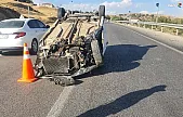 Kovancılar'da Virajı Alamayan Sürücü Takla Attı, Araç Hurdaya Döndü