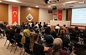 Fethi Sekin Şehir Hastanesi'nde Eğitim Programları Sürüyor!