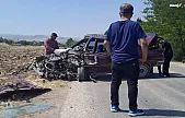 Elazığ Cip Köyü Yolunda İki Otomobil Çarpıştı: 2 Yaralı!
