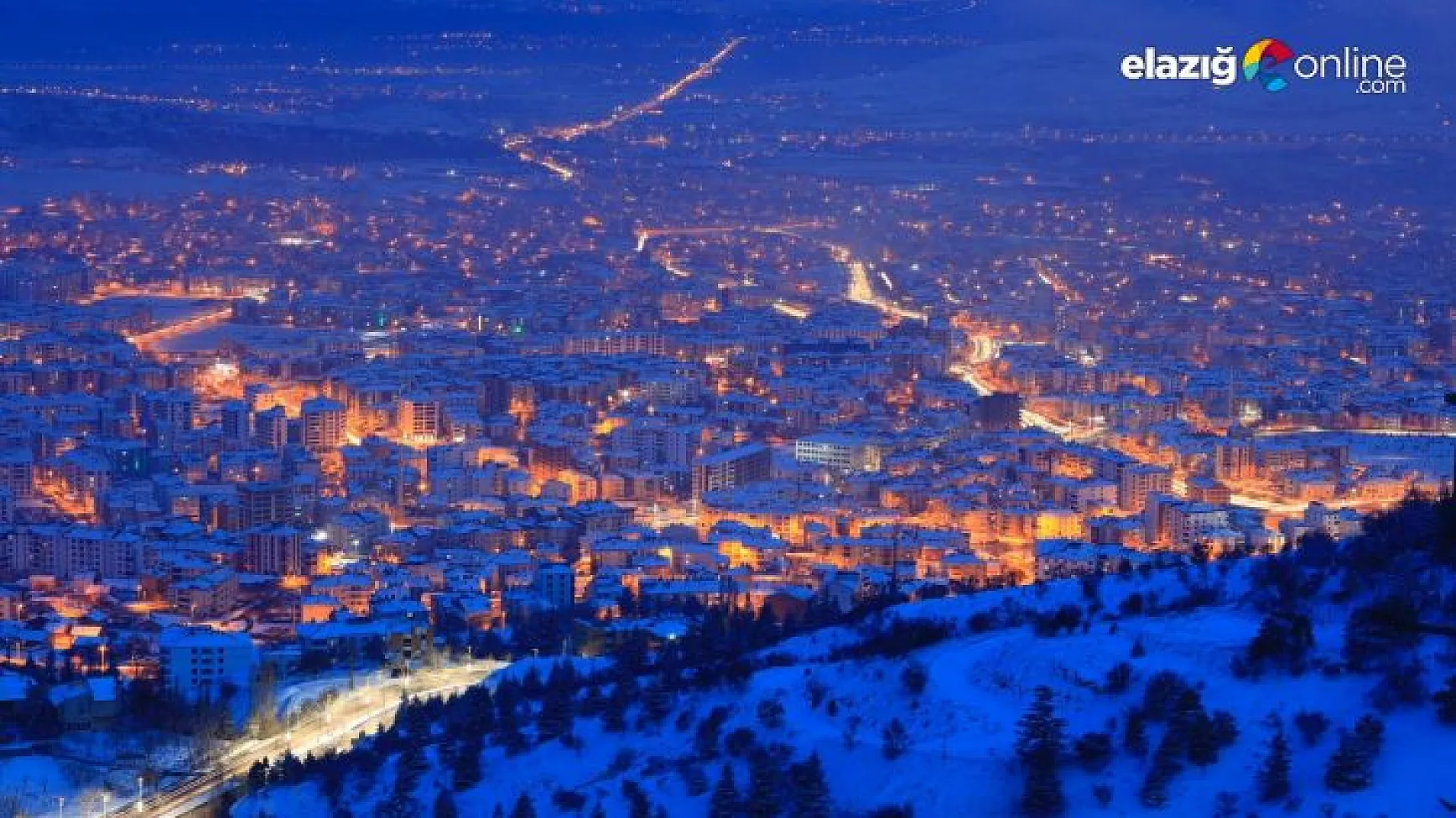 Karla kaplanan Harput'ta gece ışıkları ile görsel şölen
