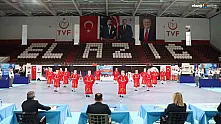 Ahmet Aytar Spor Salonu'nda görsel şölen: Halk oyunları ekipleri yarıştı!