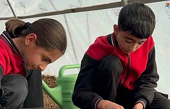 Arıcak'ta doğayla iç içe eğitim projesi