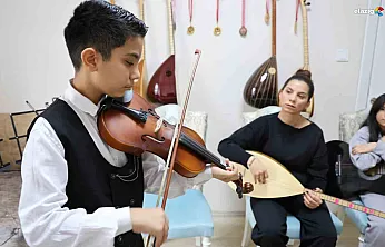 Depremle yıkıldılar, müzikle yeniden doğdular: İşte Kaplan ailesinin umut hikayesi