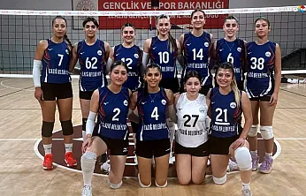 Türkiye Kadınlar Voleybol 2. Ligi'nde Elazığ'ın Sultanları Liderliğini Korudu!