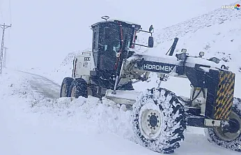 Kar timleri teyakkuzda: Elazığ'da 90 araçla yol açma seferberliği
