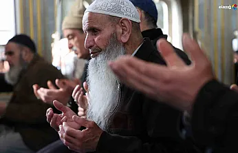 Elazığ tek yürek oldu: 6 Şubat deprem şehitleri dualarla anıldı!