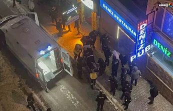 Bıçaklar çekildi, ortalık savaş alanına döndü: Elazığ'da korkutan kavga