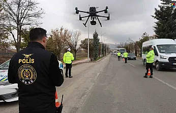 Elazığ'da dron destekli trafik denetimi: İhlal yapan sürücülere ceza yağdı