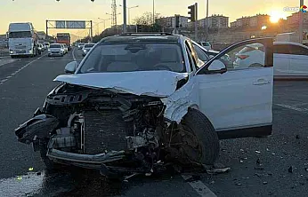 Dikkatsizlik ve ışık ihlali kazayı beraberinde getirdi