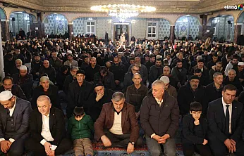 Gönüller şad oldu, eller semaya açıldı: Elazığ tek yürek!