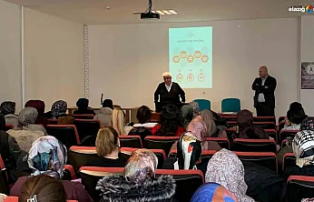 Elazığ'da sağlıkçılara kritik eğitim: Aşı kararlılığı sahada artırılacak!