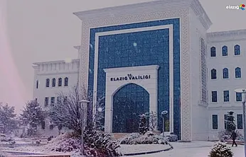 Elazığ buz kesti: Valilikten 5 ilçe ve merkeze 'Taşımalı Eğitim' molası