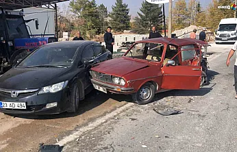 Elazığ'da Feci Kaza: İki Otomobil Çarpıştı, 1 Ölü!