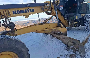 Elazığ'da mevsimin ilk karı düştü: Elazığ İl Özel İdaresi mücadeleye hazır!