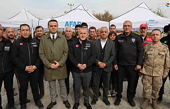 Vali Hatipoğlu'ndan Umut Dolu Mesaj: 'Veysel'i Buluncaya Kadar Durmayacağız!'