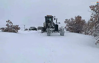 Kar kalınlığı 20 santimetreyi aştı: Elazığ'da kış operasyonu başladı