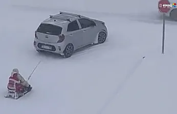 Eğlence az kalsın facia getiriyordu: Elazığ'da kar üstünde tehlikeli oyun